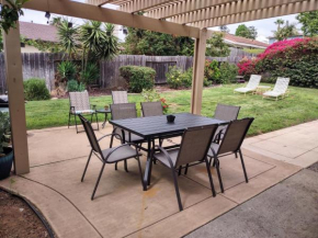 Custom Home - Beach close/convenient to everything